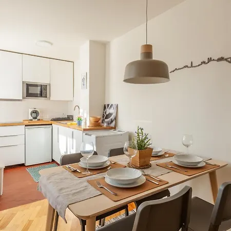 아파트 Bflat Townhouse 포르투